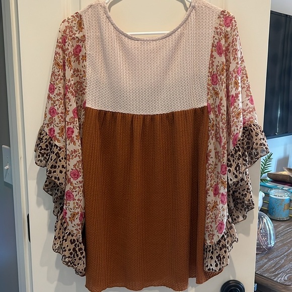 Doll Sleeve Top - Picture 4 of 4